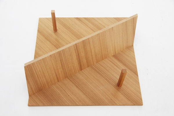 Stół inspirowany japońską sztuką origami - design, stół