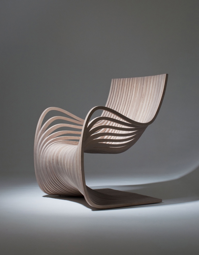 Pipo Chair, powyginana sklejka - design, krzeso