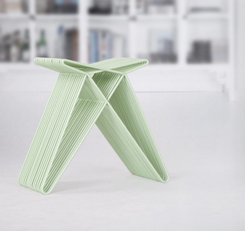 Heavy Rabbit, stalowe pręty inaczej - design, stołek